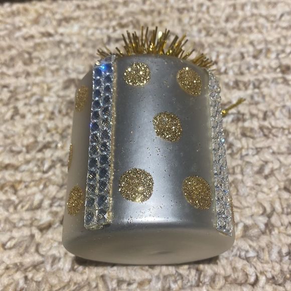 NWT. Holiday Lane by Macys Gift Packages Ornaments - Picture 7 of 7